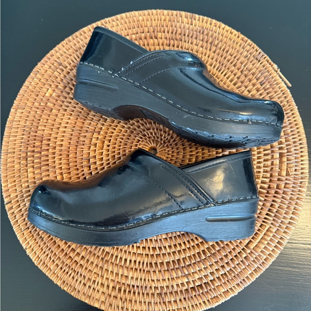 Dansko Shiny Black professional nursing Shoes slip resistant size 38 - Picture 7 of 12